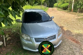 2011 Toyota Fielder 