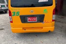 2011 TOYOTA HIACE BUS