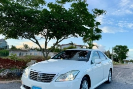 2012 Toyota Crown Royal G-Edition