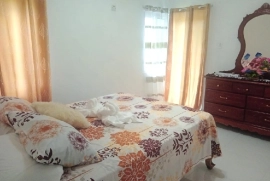 2 Bedrooms, 2 Bathrooms Apartment