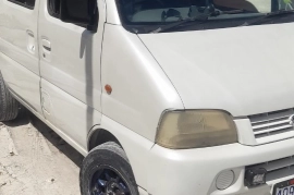 2000 Suzuki Carry