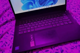 Lenova laptop