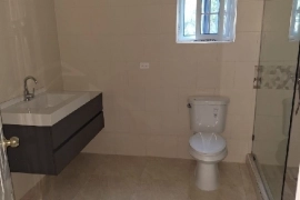 2 Bedroom, 1 Bathroom Apartment