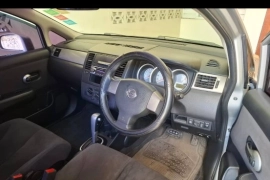 Nissan Tiida 2011