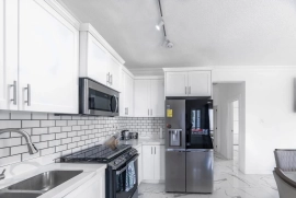 Furnished 2 Bedroom Apartment