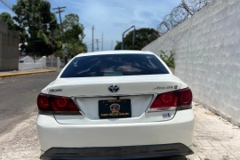 2014 Toyota Crown Athelete