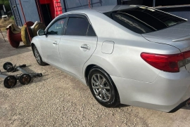 2015 Toyota Mark X