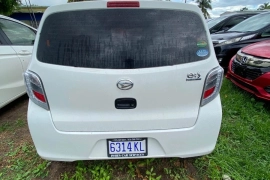 2017 Daihatsu Mira eS