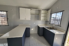 2 Bedrooms, 1 Bathroom