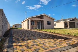 2 Bedrooms, 1 Bathroom