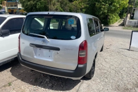 2014 Toyota Probox ??