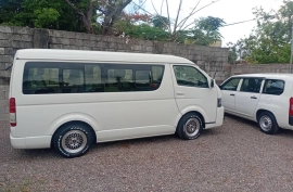 2017 Toyota Hiace GL