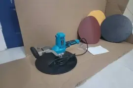 Wall rendering machine