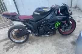 Kawasaki r600