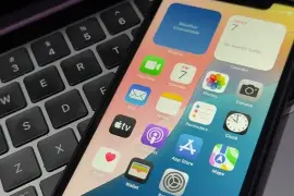 IPHONE XR 64GB
