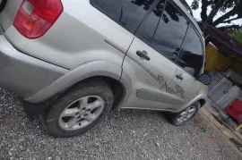 2003 Toyota rav4