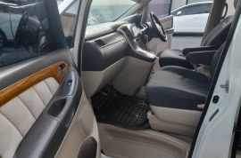 Toyota Alphard 2008