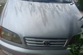 2000 toyota ipsum 7seater