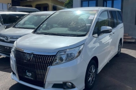 2015 Toyota Esquire · Minivan