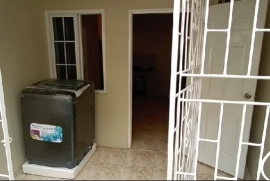 1 Bedroom, 1 Bathroom Apartment