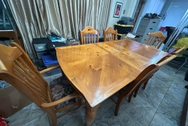 Leaf designed table set- 6 seater