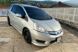 2012 Honda Fit Shuttle