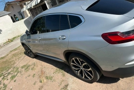 2021 bmw x4 30i