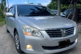 2011 Toyota premio (G)