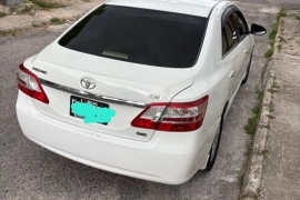 2014 Toyota Premio G