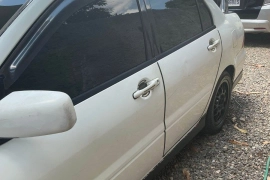 Mitsubishi Lancer 2001