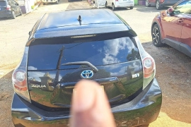 2015 Toyota aqua hybrid