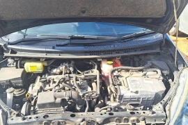 2015 Toyota aqua hybrid