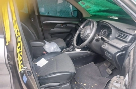 2021 suzuki xl7 (damaged unit) 