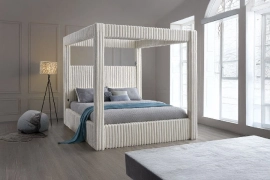 CANOPY PLATFORM BED NEW IN BOX