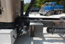 2007 Peterbilt 335 dump truck