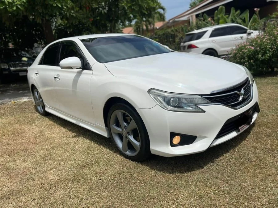 2013 TOYOTA MARK X
