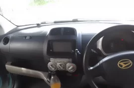 Daihatsu Boon 2005