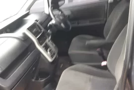 2013 Toyota voxy