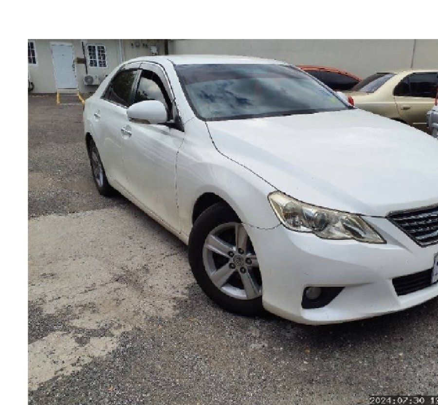 Toyota MarkX 2011