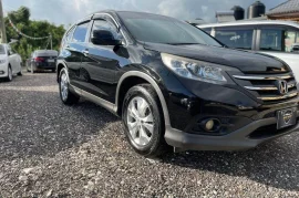 2013 Honda Crv fully loaded like new
