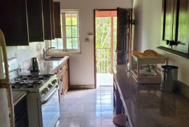 5 bedroom furnished house