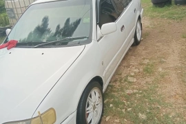 Toyota Corolla 111 Year 2000