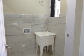 3 Bedroom 2.5 Bathroom House