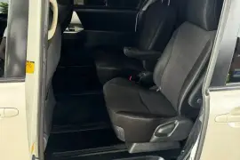 2011 Toyota voxy fully loaded