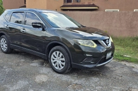 2015 NISSAN XTRAIL