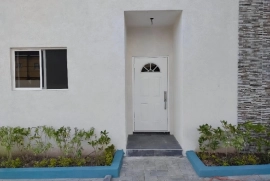 2 Bedroom 2 Bathroom House