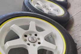 17 inch rims with tires