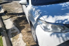2015 Toyota Axio 2wd
