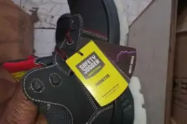 Female size steeltoe