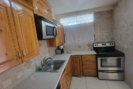 2 Bedrooms, 2 Bathrooms Apartment